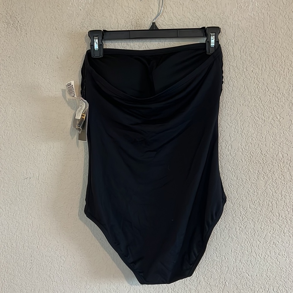Vince CAMUTO
Bandeau Ring Wrap One Piece Swimsuit In Deep - Picture 5 of 8